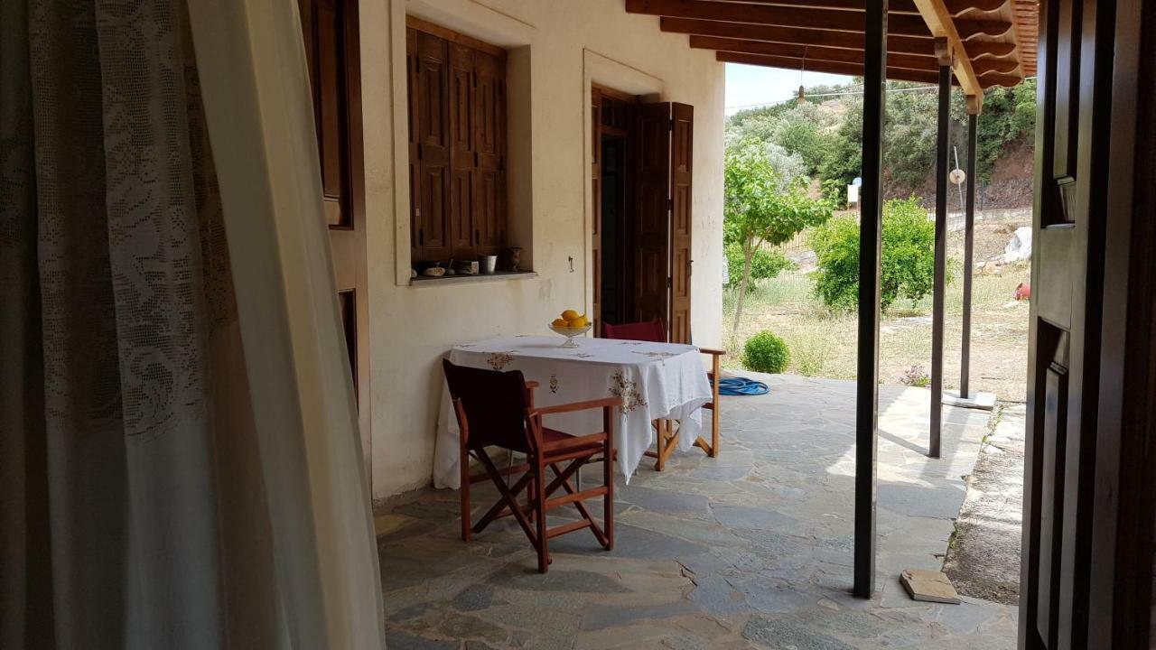 Ample Modern Country Home Nea Epidavros Luaran gambar
